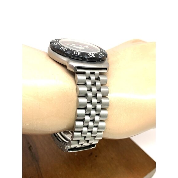 Tag Heuer Unisex Watch WA1214 Professional Swiss Quartz Red Black Dial 34mm - Picture 12 of 14